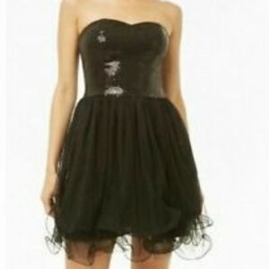 FOREVER 21 DRESS STRAPLESS SEQUINS SIZE S